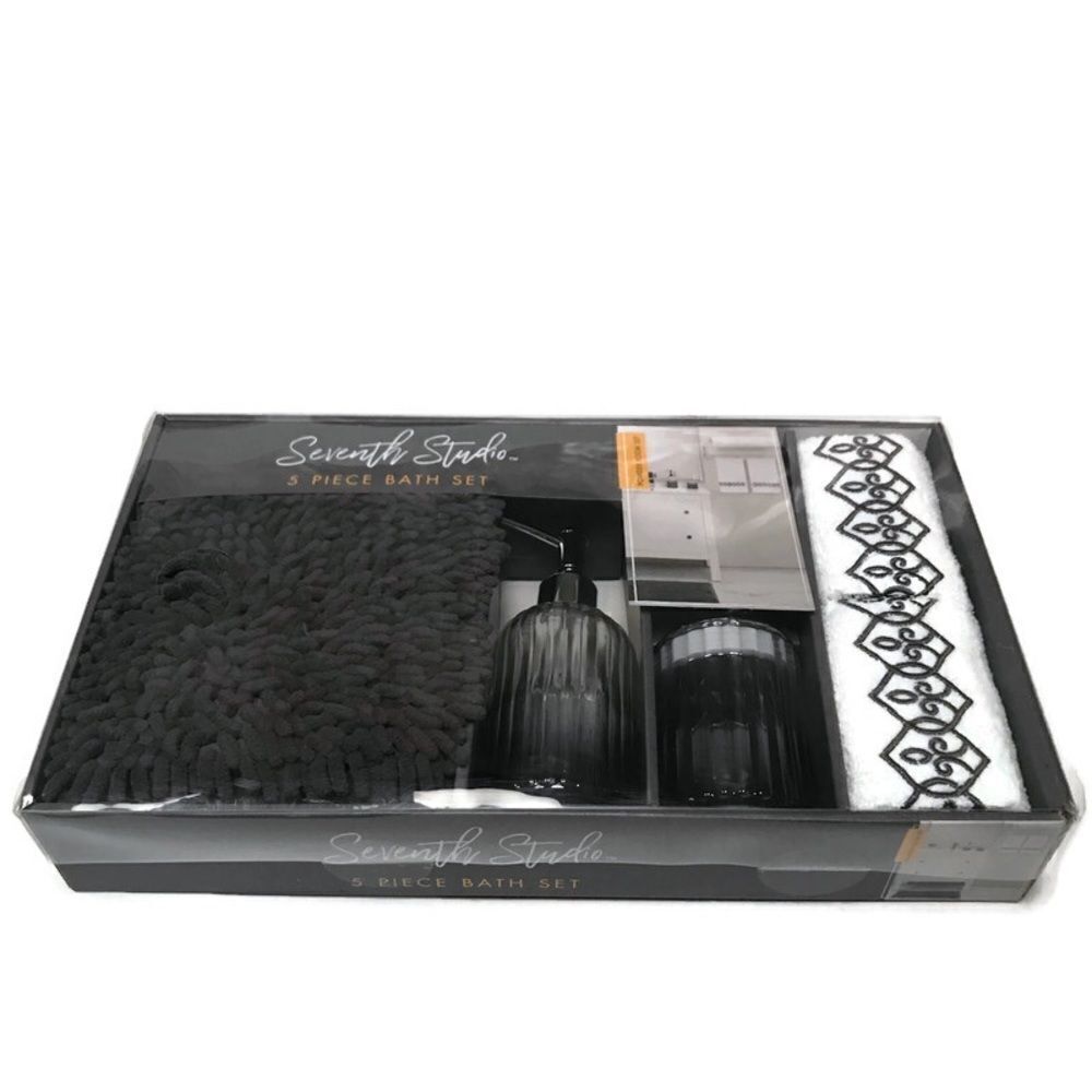 Macy’s Seventh Studio five piece bath set - Picture 2 of 5